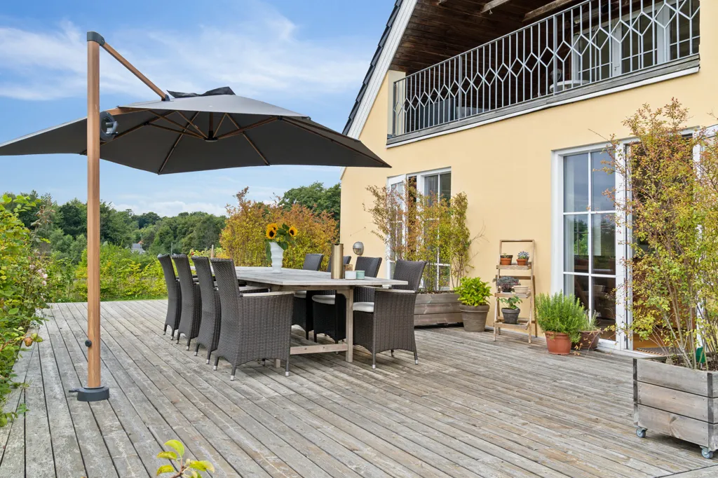 Terrass - Villa with Equestrian Facilities in Hillerød