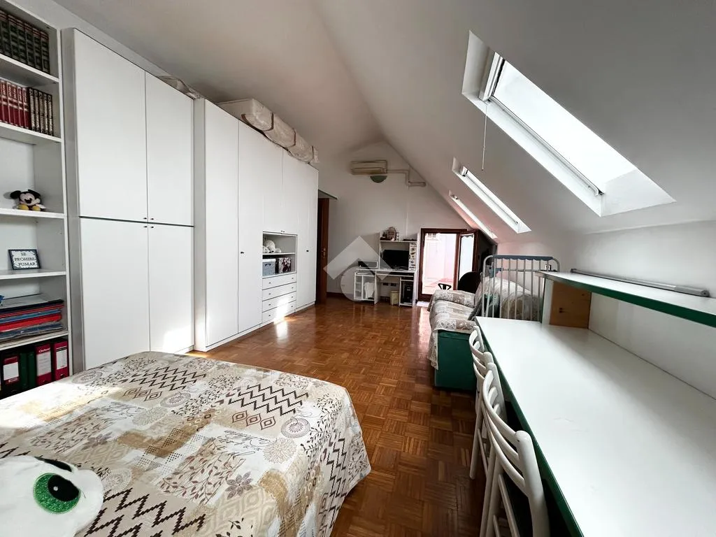 Chambres - Four-Room Apartment with Pool in Settimo Milanese