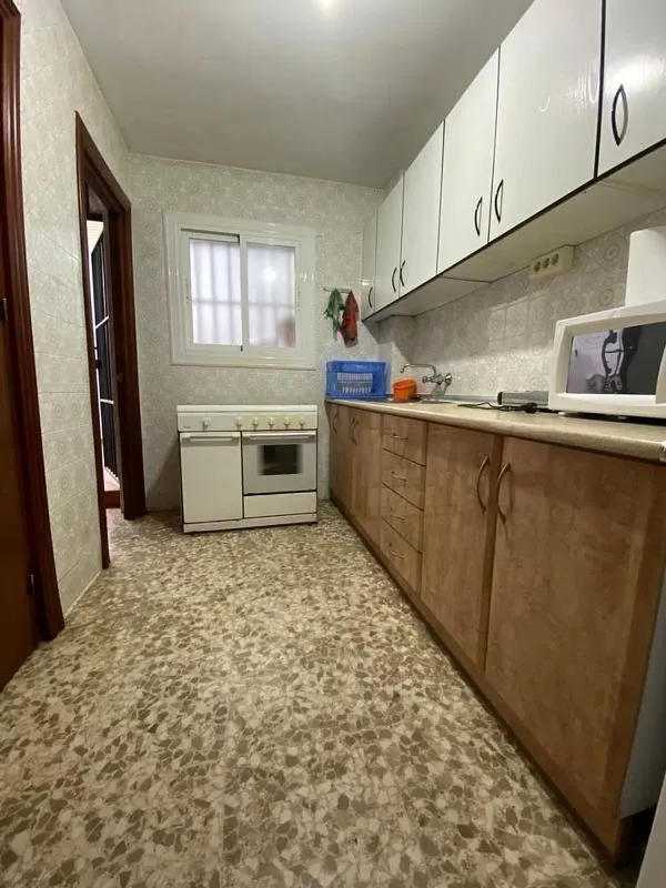 Cuisine - Ample Student Flat with Terrace in Camino de Ronda
