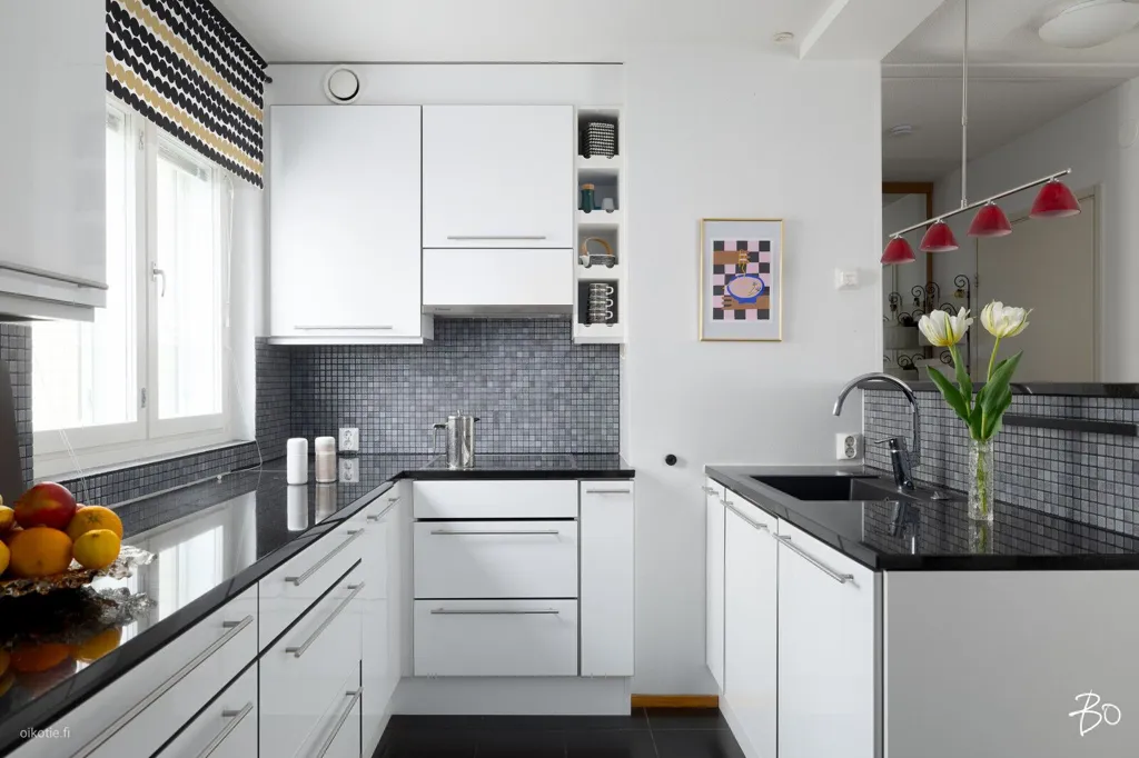 Köök - Apartment with Balcony and Sauna in Tapiola