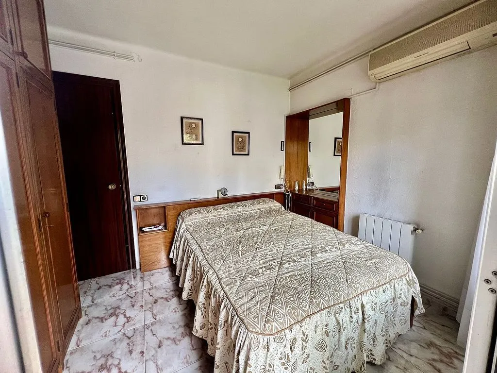 Chambres - Apartment with Balcony in Les Corts