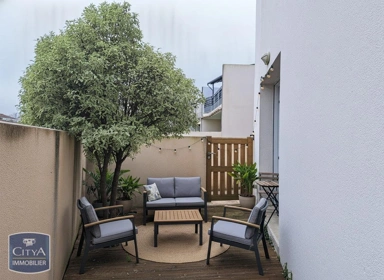 Terrace - Apartment with Terrace in Périgny