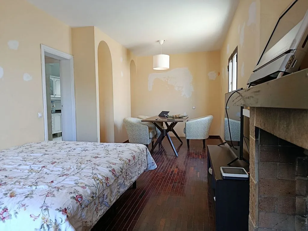 Magamistoad - Triplex for Renovation with Garden in Tafira