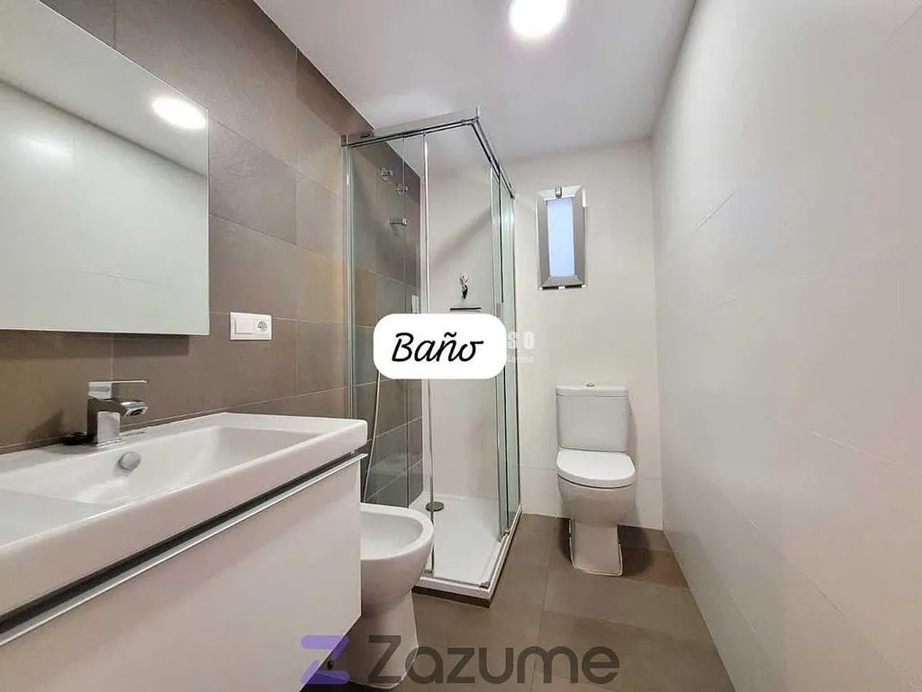Salles de bain - Ample Flat with Terrace in El Grau, Valencia