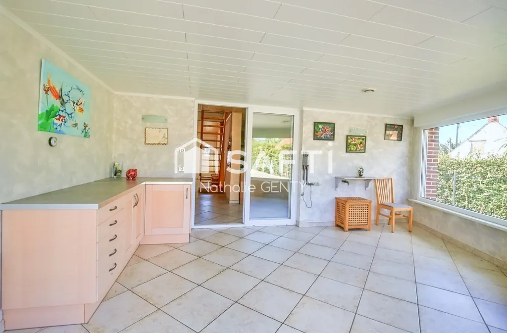 Terrasse - Maison avec Jardin et Garage à Houtkerque