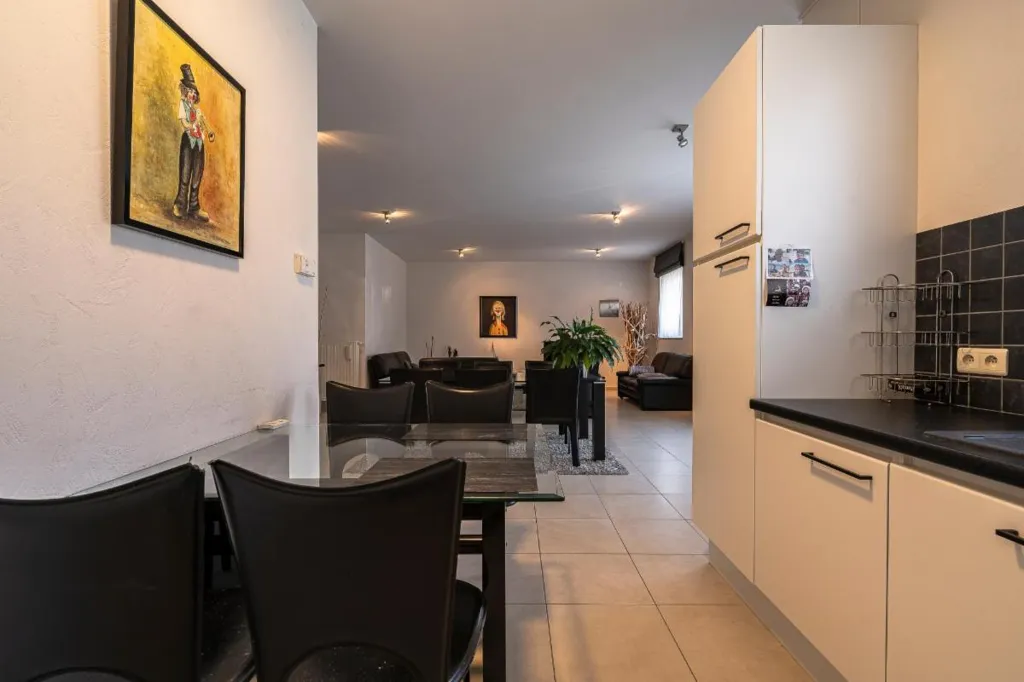 Köök - Modern Ground Floor Flat near Aalst Park
