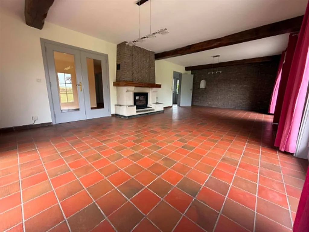 Elutuba - Spacious Detached Villa with Garden in Obigies