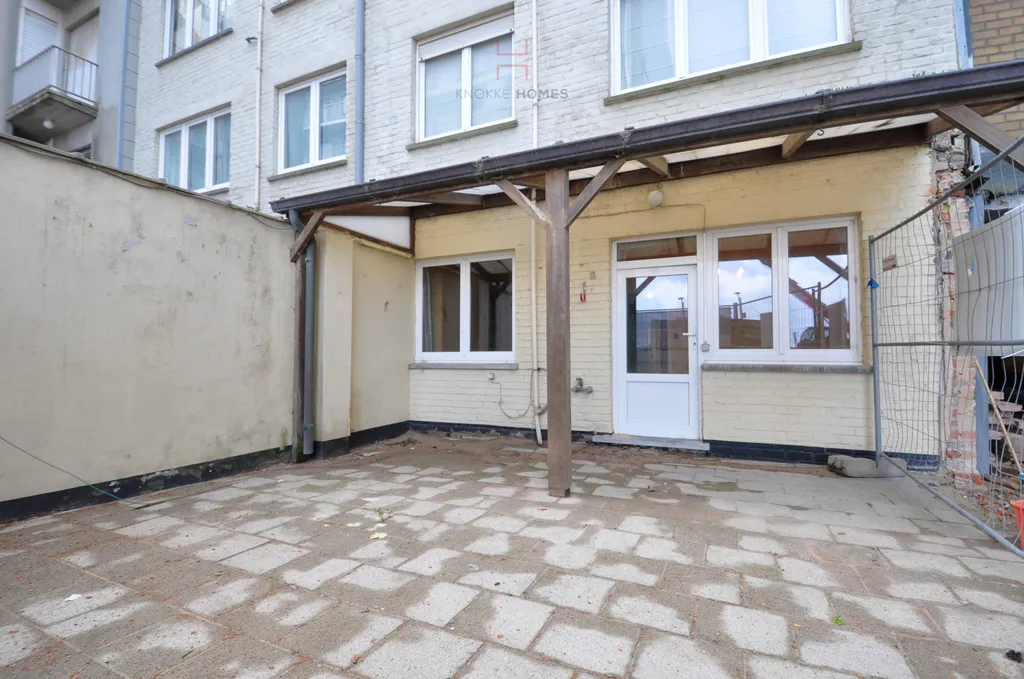 Aed - Renovable Apartment with Terrace in Duinbergen