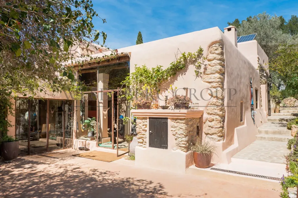 Extérieur - Historic Chalet with Pool and Terrace in Sant Josep
