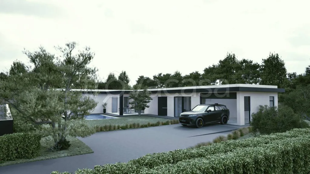 Luxury Villa with Pool in Turin