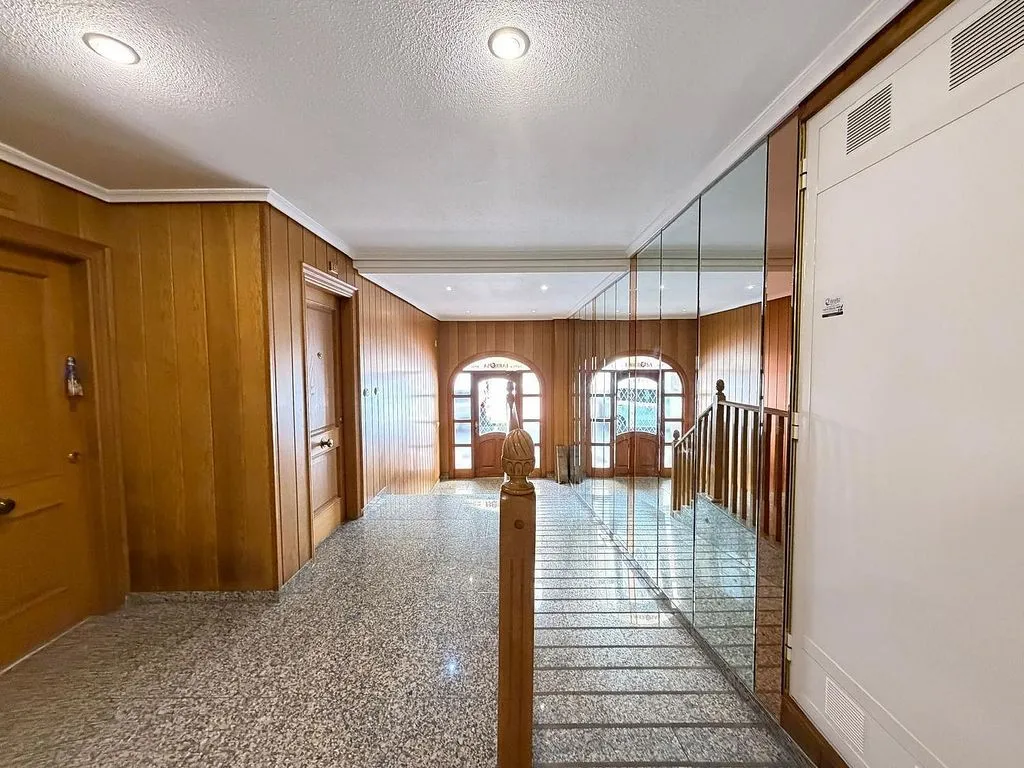 hallway_entrance
