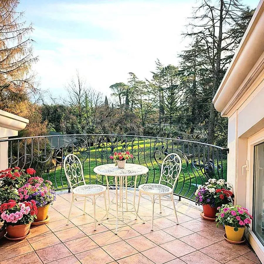 Terrazza - Charming Villa with Private Park in Savogna d'Isonzo