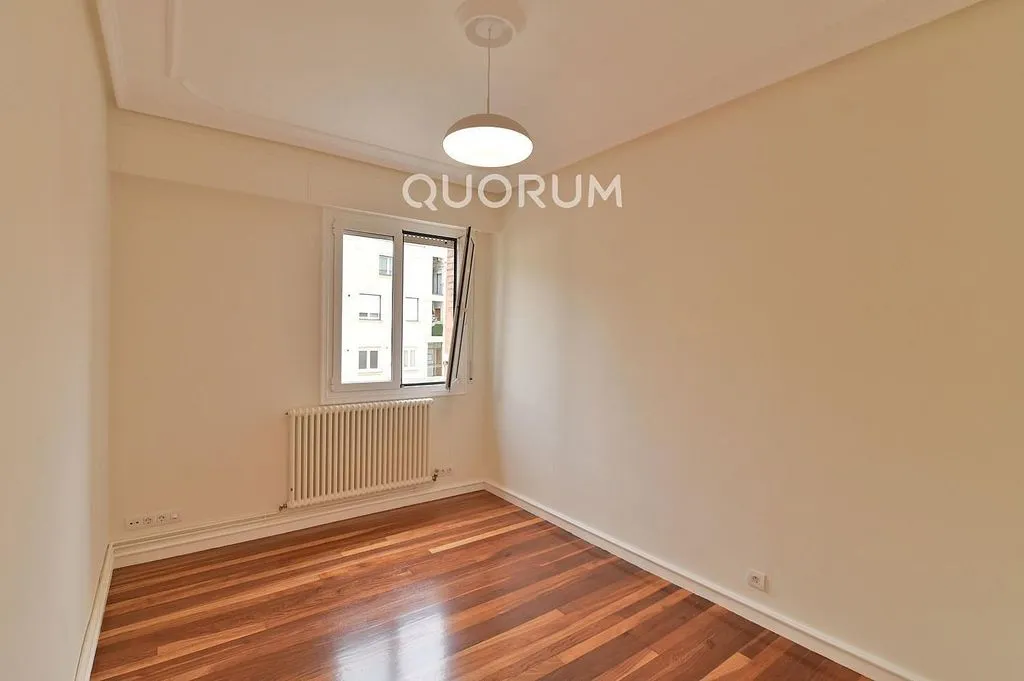 Pièces - Furnished Flat in Bilbao's Centre