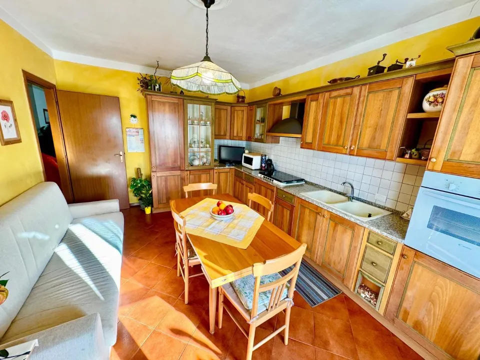 Söögituba - Three-sided Villa with Garden in Mortara