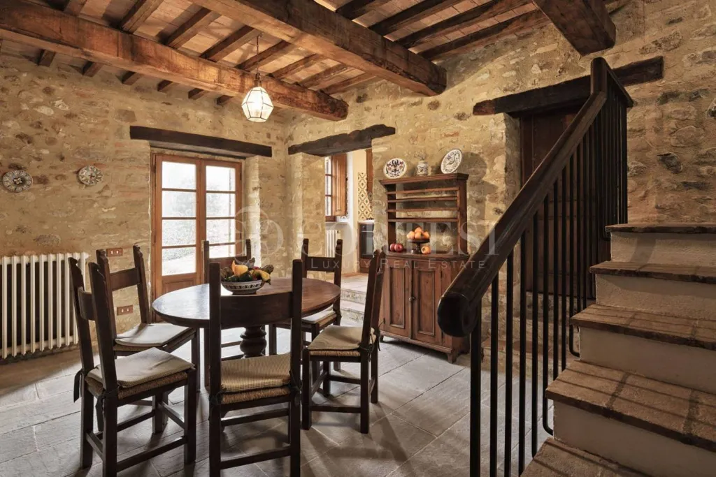 Salle à manger - Restored Medieval Village with Chapel in Umbertide