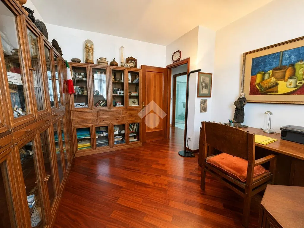 Studio - Apartment with Terrace in Brescia