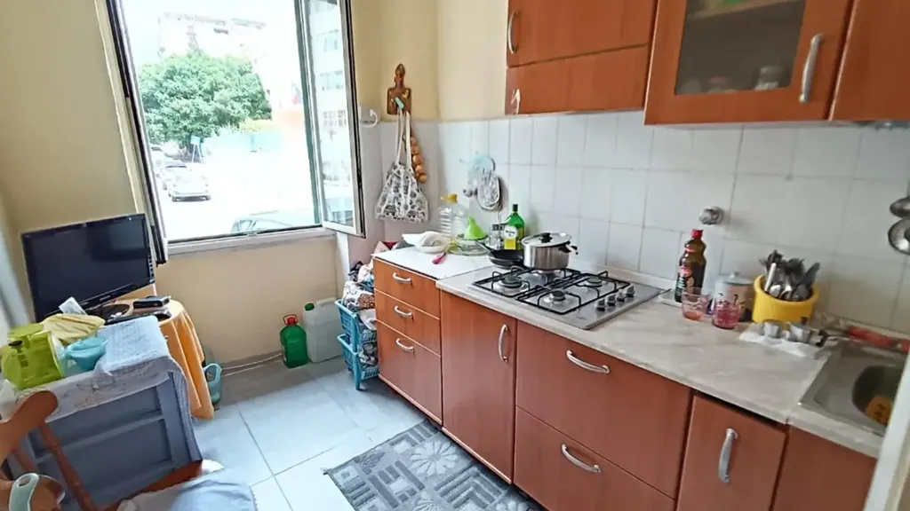 Köök - Three-Bedroom Apartment with Balcony in Palermo
