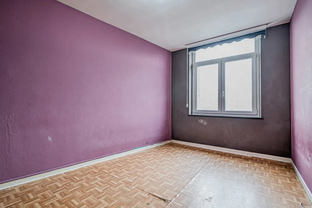Toad - 3-Bedroom Apartment with Parking in Verviers