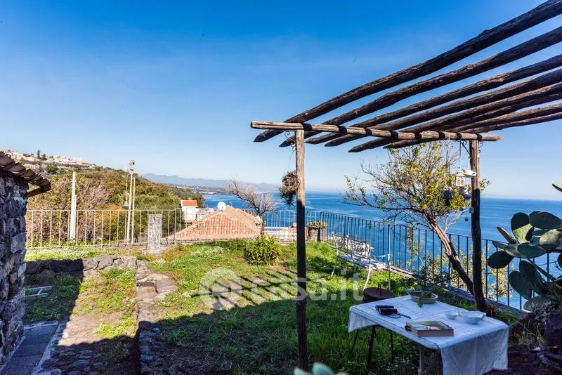 Terrace - Rustic Cottage with Sea View in Acireale