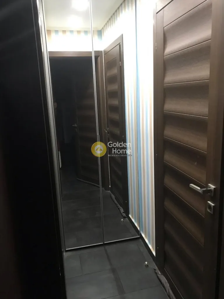 Entrée - Apartment with Sea View in Perama Centre