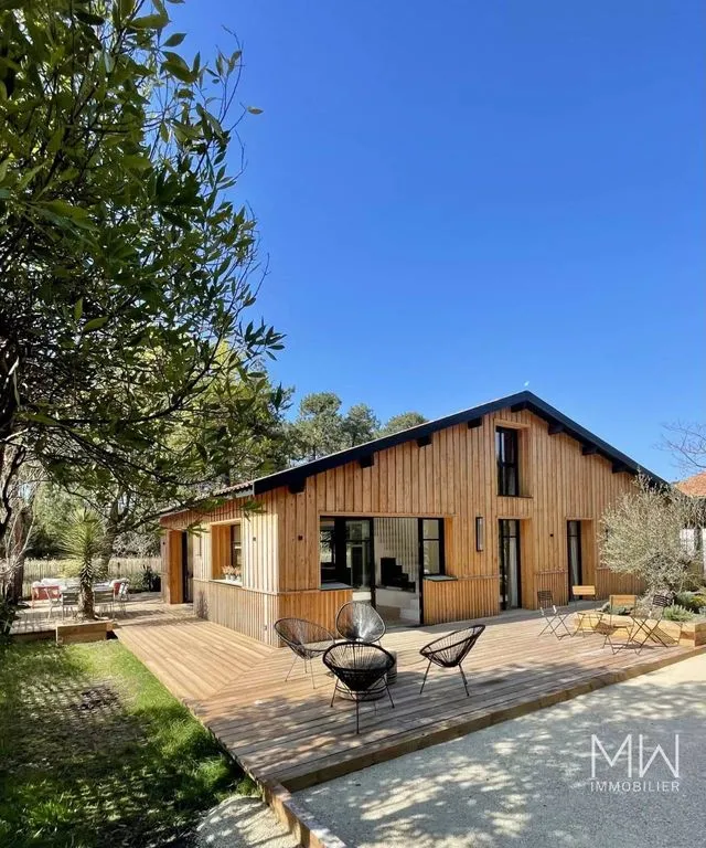 Exterior - Luxury Villa with Pool in Lège-Cap-Ferret