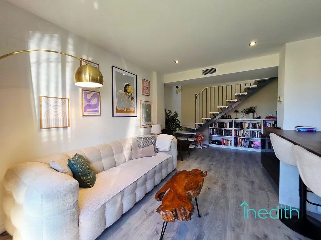 Séjour - Duplex Apartment with Pool in Central Castelldefels