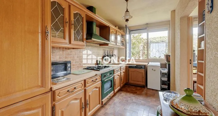 Cuisine - Appartement 3 Pièces avec Vue Dégagée à Crosne