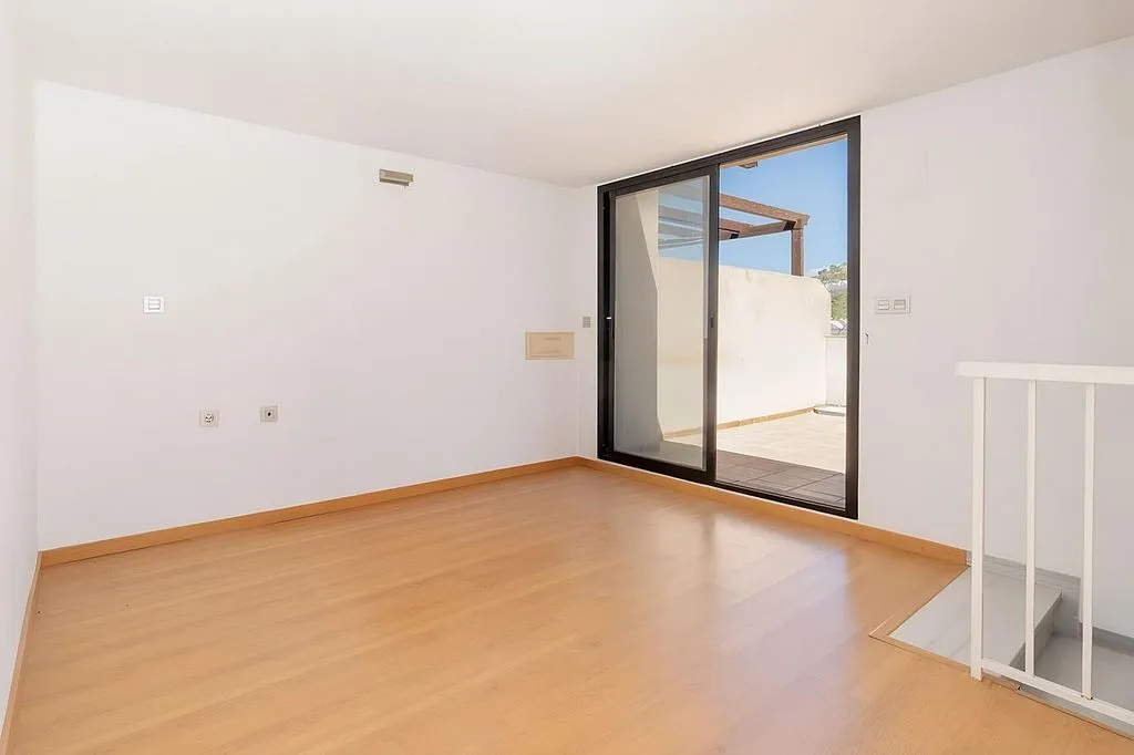 Pièces - Semi-Detached House with Pool in Las Ventillas