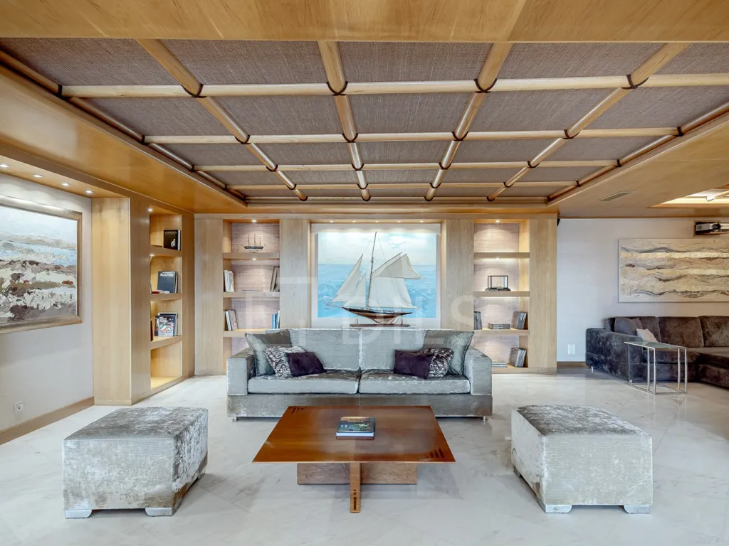 Elutuba - Duplex Apartment with River View in Algés