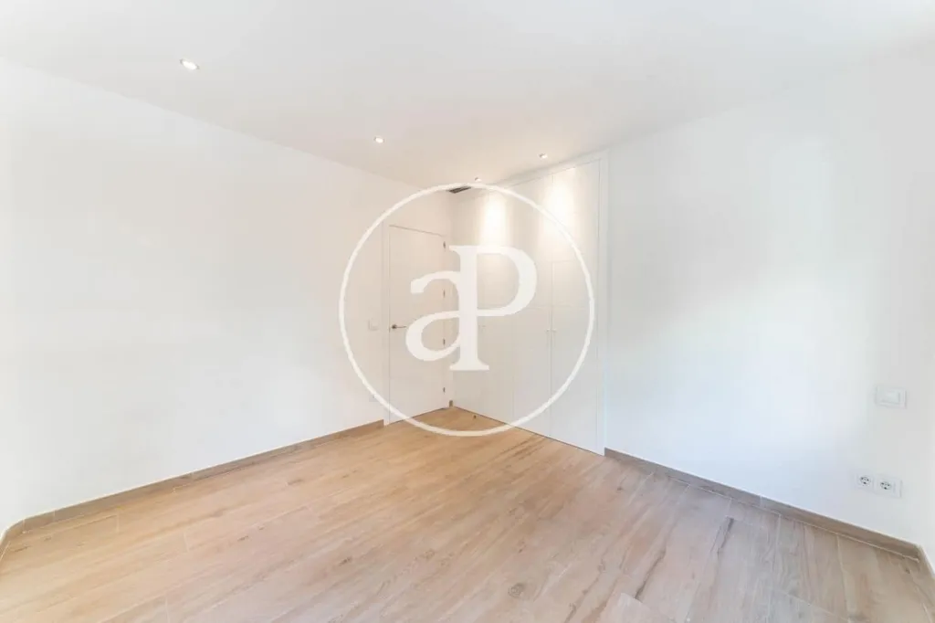 Pièces - Modernised Apartment with High Ceilings in Chamartín