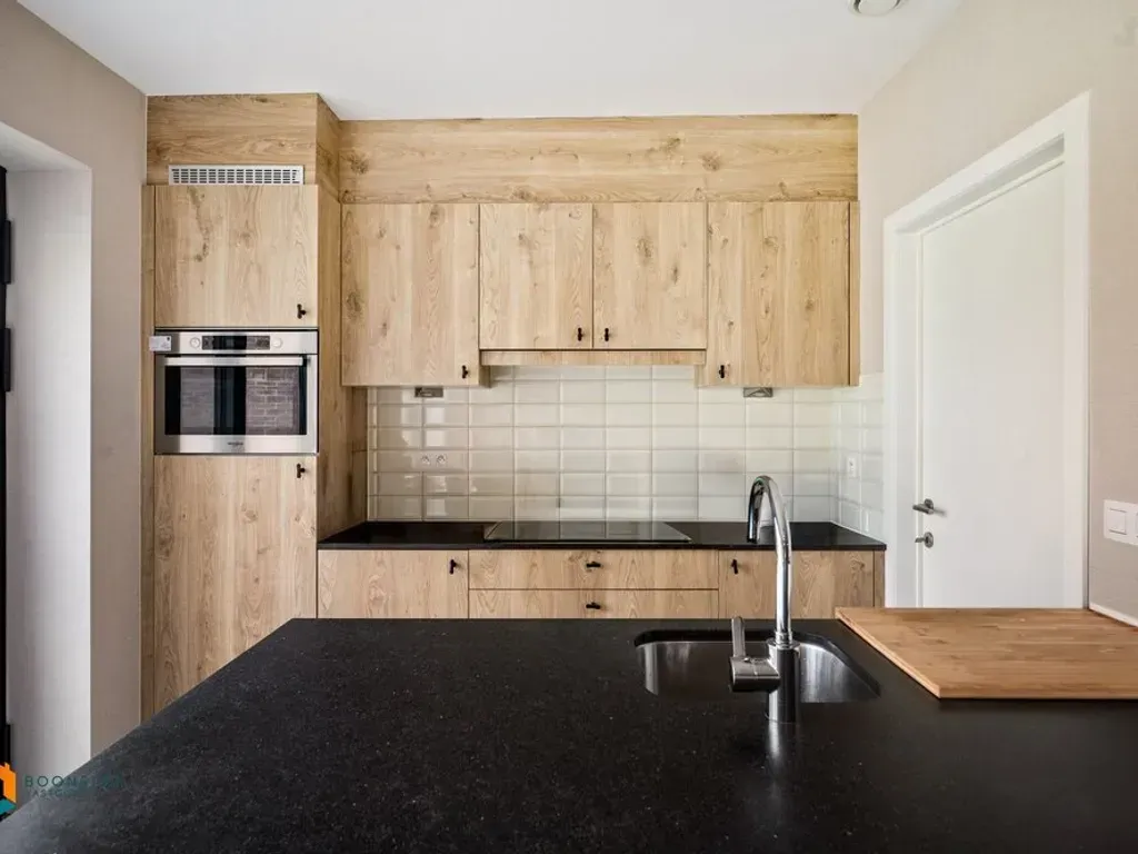 Köök - Modern Flat with Terrace in Koningshooikt