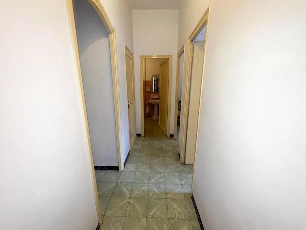 Entrée - Luxury Apartment Complex with Development Potential in Crevillent