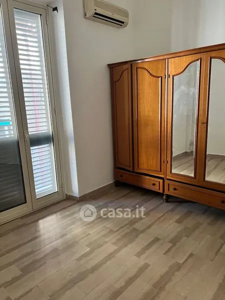 Chambres - Quadrilocale with Balcony in Messina Centre