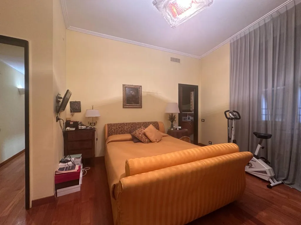 Magamistoad - Luxury Apartment with Piazza Corvetto View in Genoa