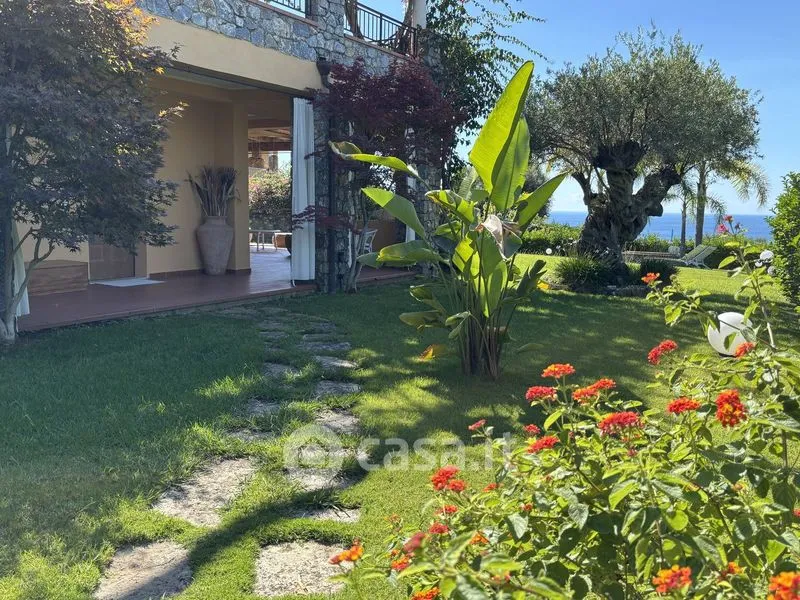 Jardin - Villa with Sea View and Pool in Diamante
