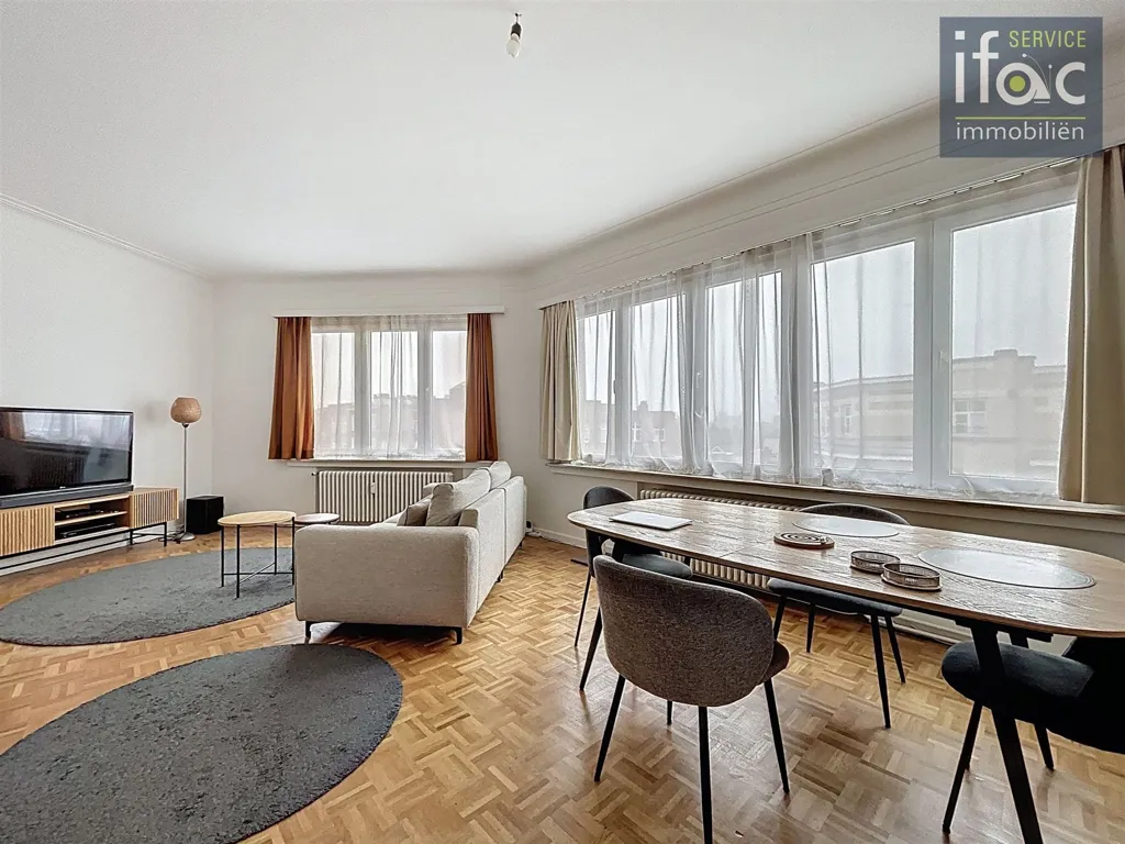 Elutuba - Bright Apartment with Terrace in Elsene