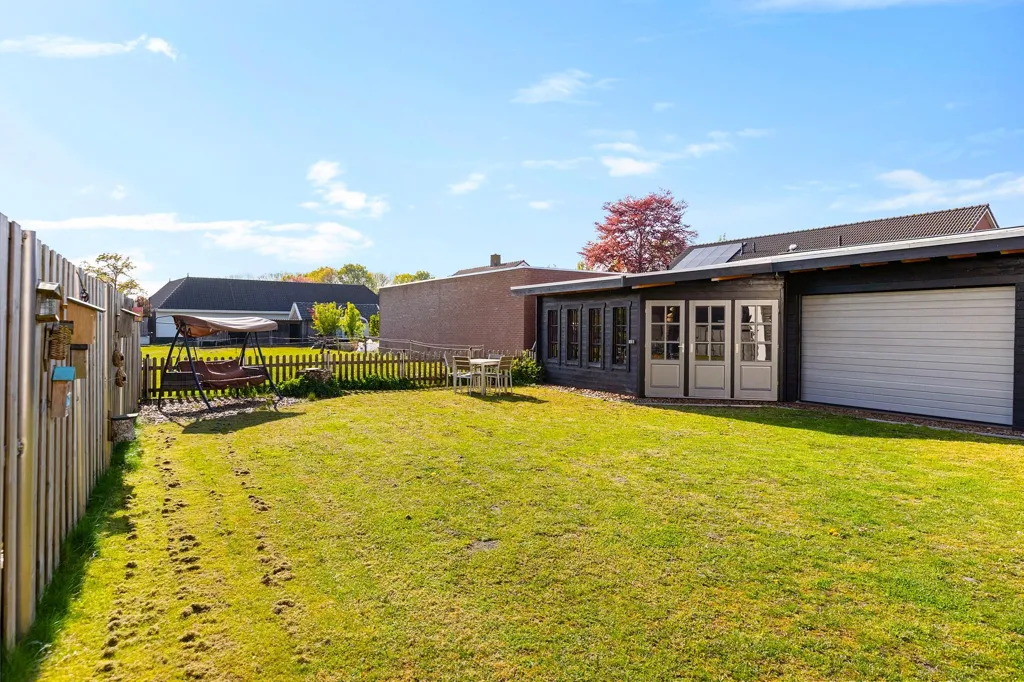 Jardin - Charming Detached House with Solar Panels in Westerbeek