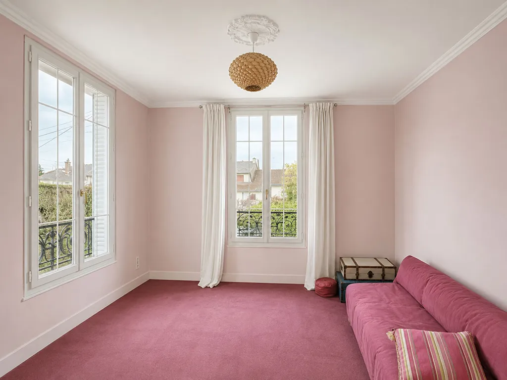 Bedrooms - Meulière House with Garden in Montgeron