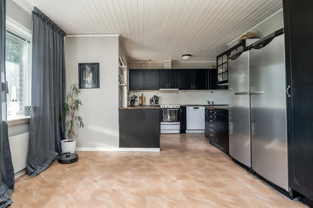 Cuisine - Souterrain Villa with Garden on Quiet Street