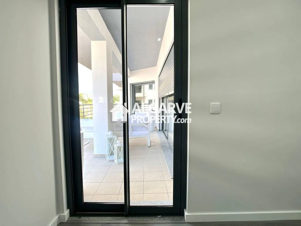 Toad - Luxury Flat with Pool in Olhão