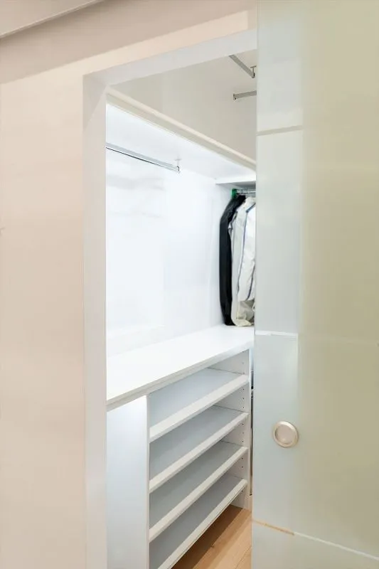 Pièces - Fully Renovated Flat with Balcony in Trafalgar