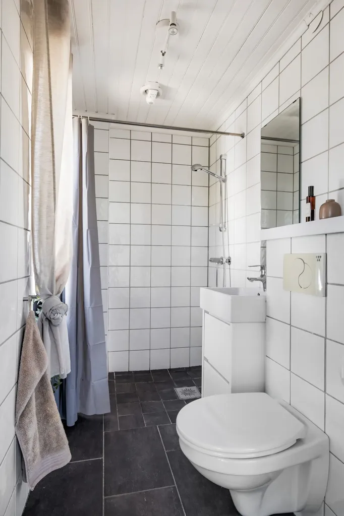 Bagni - Charming Villa with Garden in Hjo