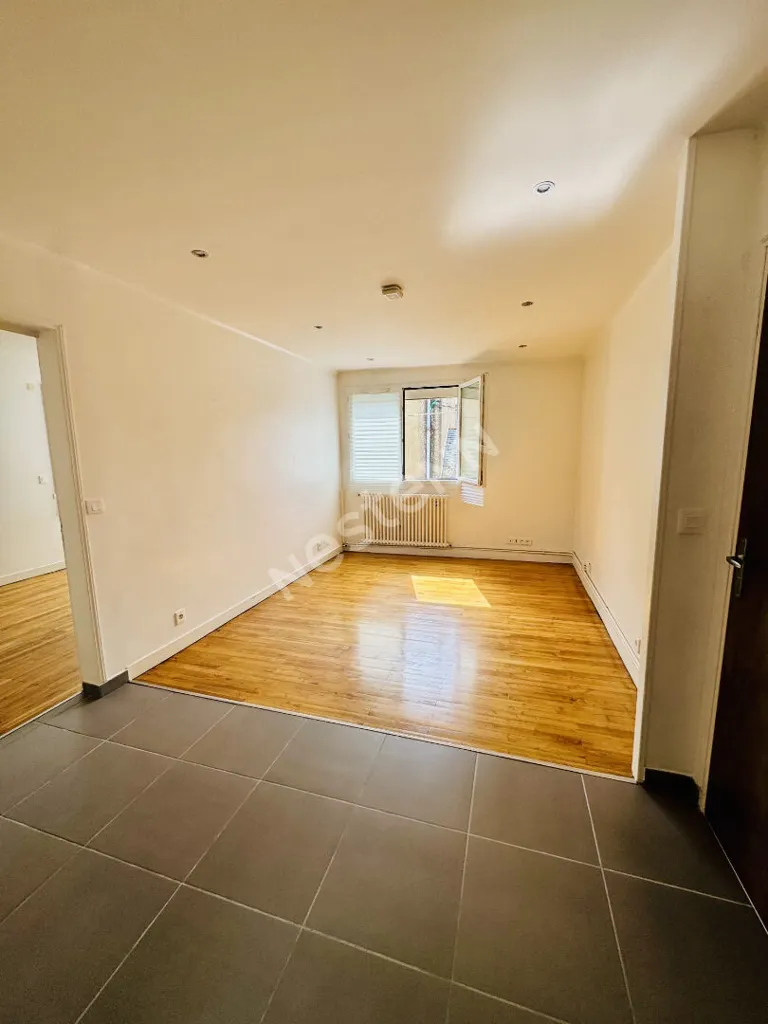 Soggiorno - 3-Bedroom Apartment in Mellinet, Nantes