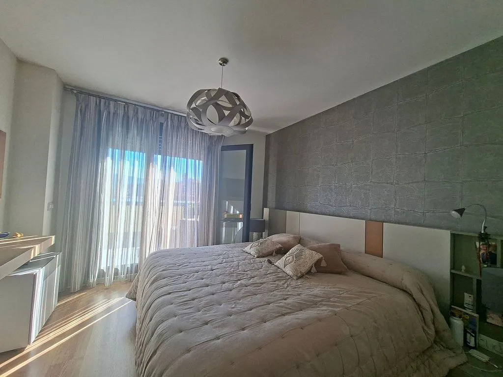 Chambres - Penthouse with Pool in Málaga's Perchel