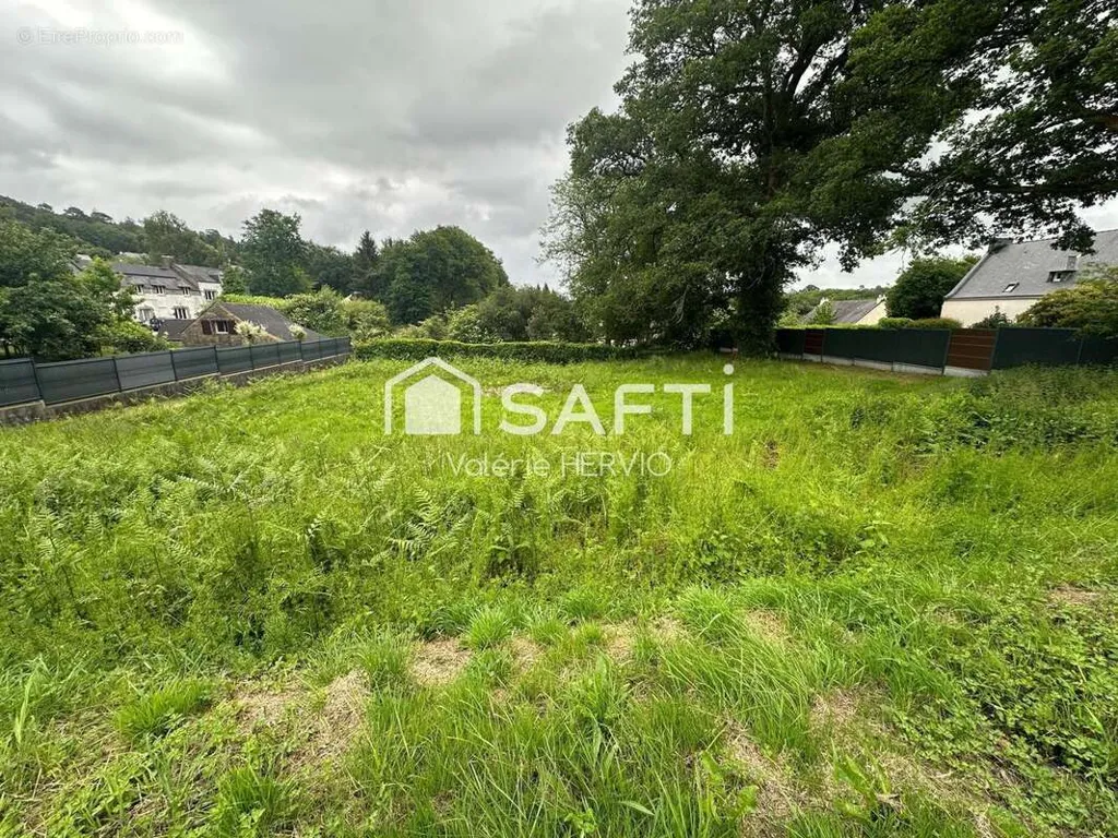 Aed - Buildable Plot in Rochefort-en-Terre