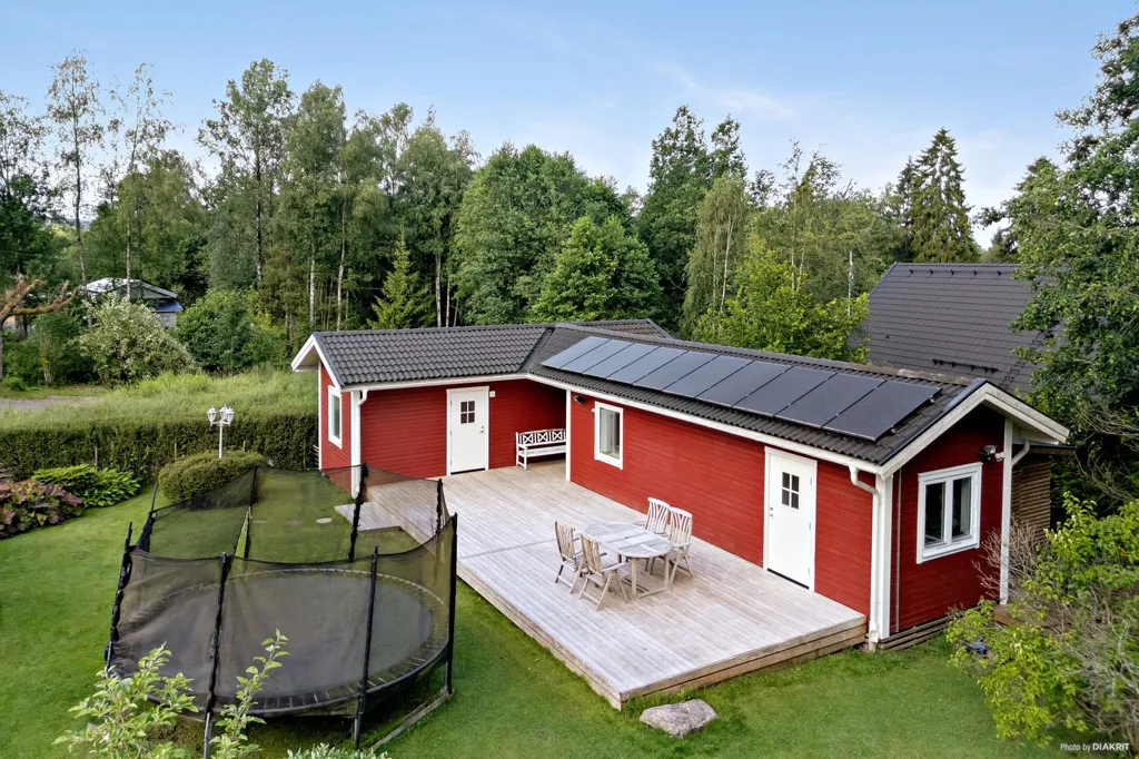 Välivaade - Villa with Pool in Borås