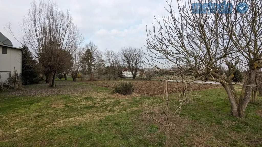 Garden - Villa with Workshop and Apartments in Gavello