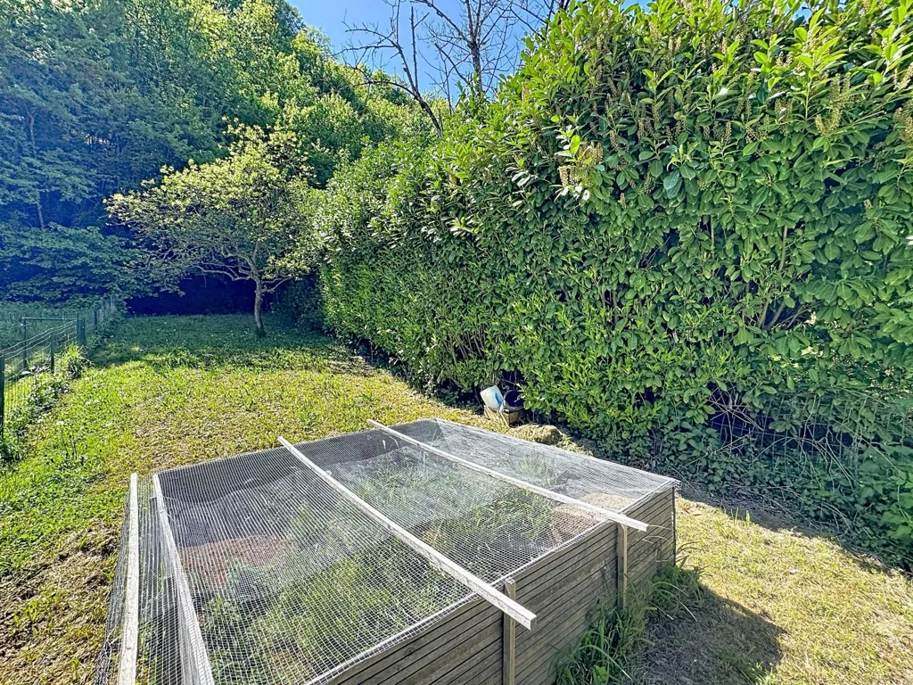Jardin - Appartement Rénové avec Jardin et Terrasse à Gières