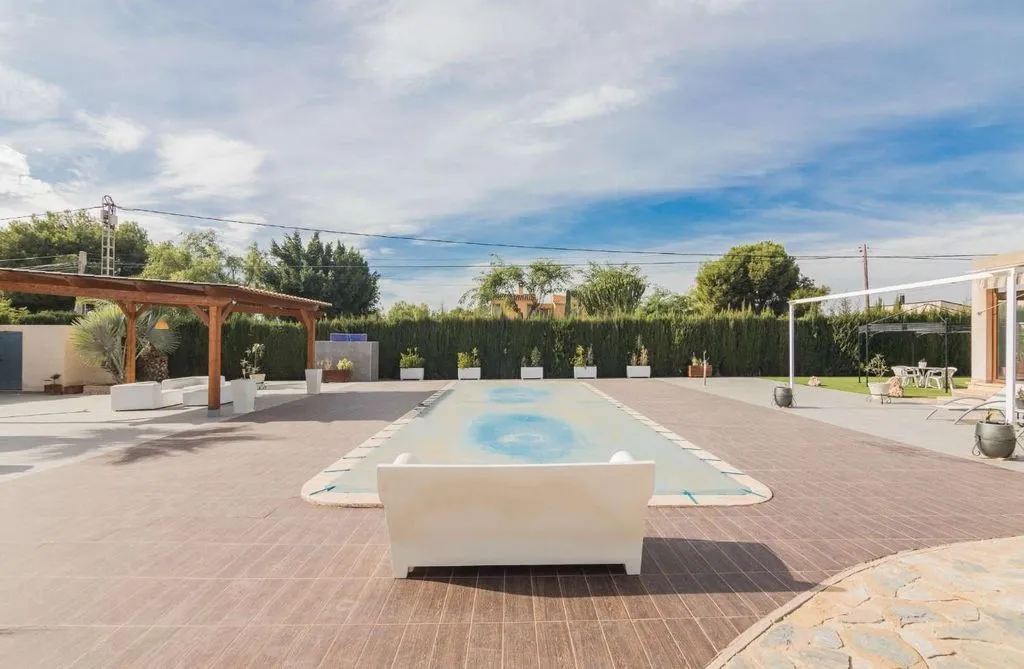 Piscine - Luxury Villa with Pool in Elche