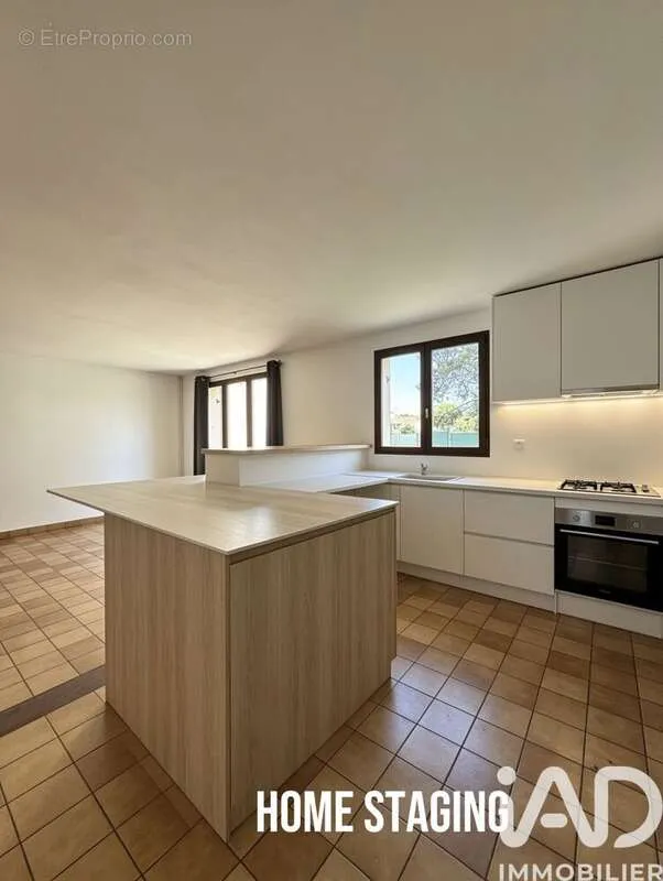 Kitchen - Detached House with Garden in Buxerolles
